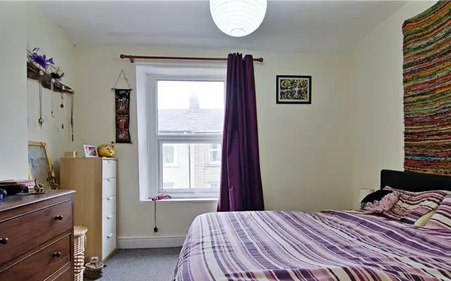 5 Williamson Road, Lancaster 2