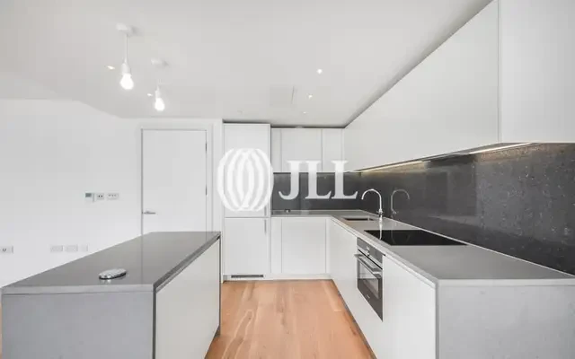 Landmark Pinnacle, London E14 2