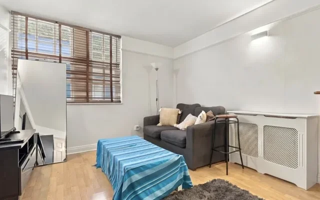 LH-Cromwell Lodge - London student accommodation - 1 Bedroom 1 Bathroom