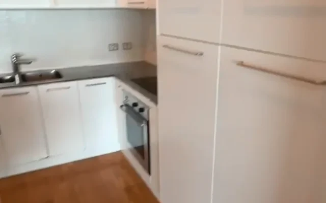18 Beach Road 2