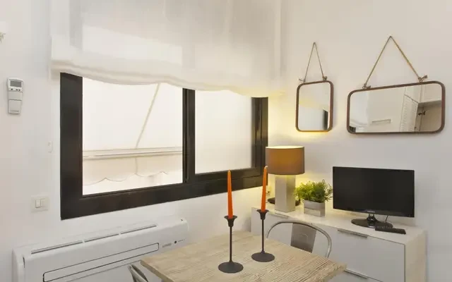 studio in Gràcia 1