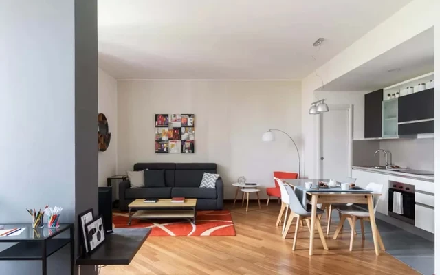 Superb Flat w/Home Office near Dateo Station 2