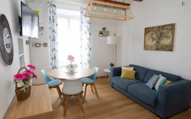 Charming 1-bedroom apartment near Università Bocconi 0