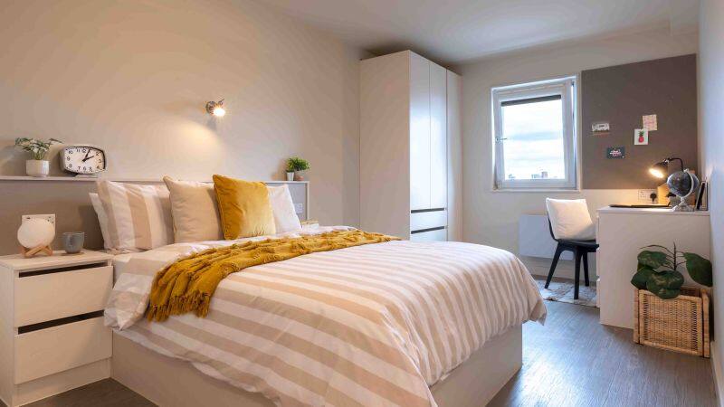 Penthouse One Bed Plus