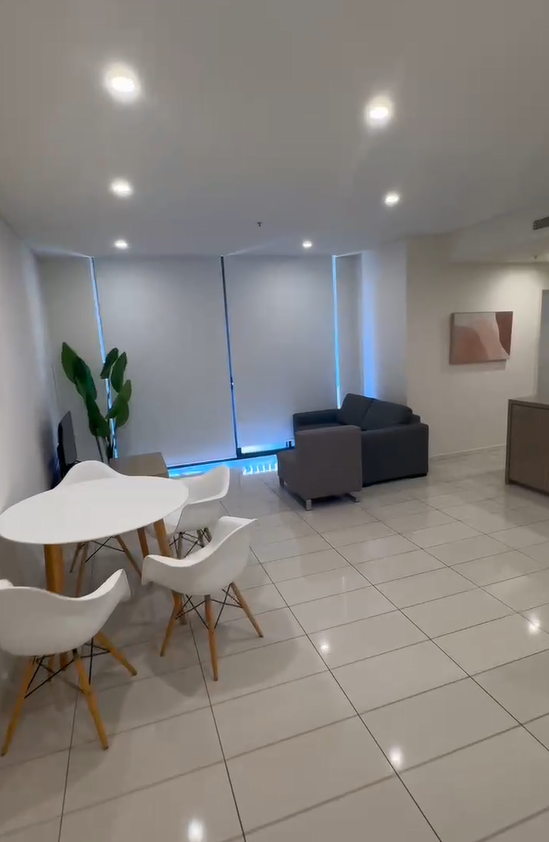 3 George Julius Avenue
