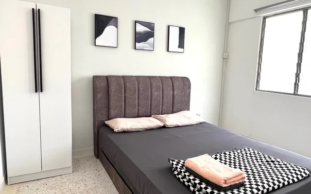 No 8, Jalan PJS 9/28 Bandar Sunway - Petaling Jaya student accommodation - Middle Room