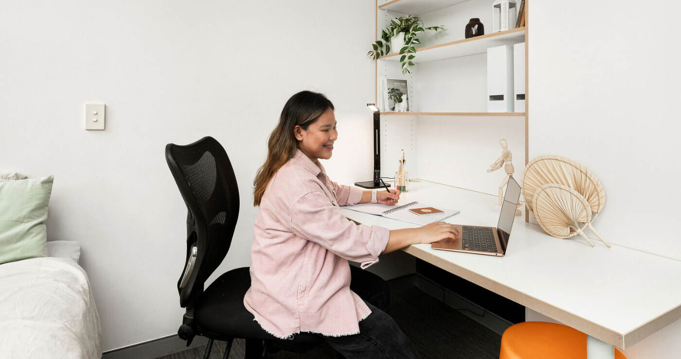 Single Bedroom – 4 Share Apt