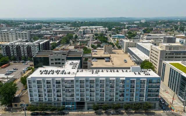 Infinity Midtown Apartments 3