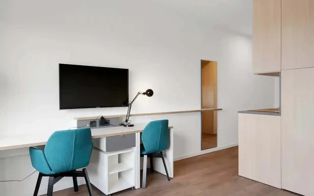 Mitte - 13th Floor - Furnished studio with fantastic views 0