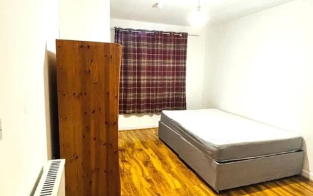 Hardwick House - London student accommodation - Single Room