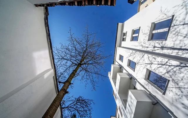 Sonnenstrasse 1