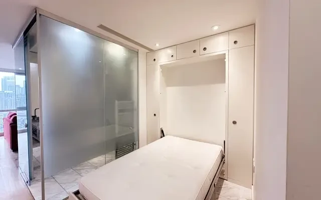 Fairmont Avenue 25380# 4
