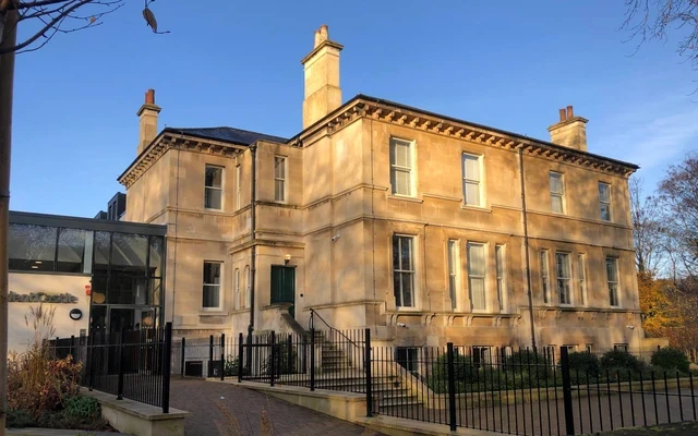 Student Castle Bath 1