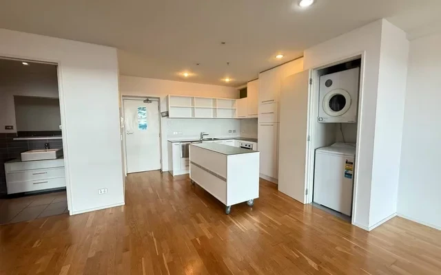 18 Beach Road 4