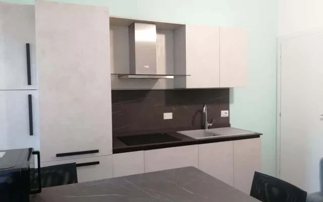 Appartamento in Via Vallarsa, zona Fondazione Prada 1
