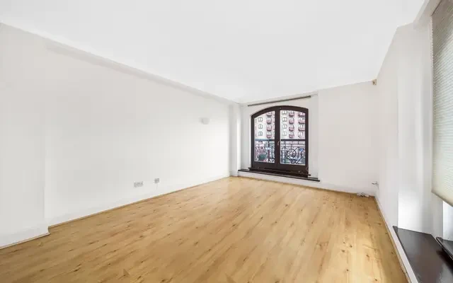 Trafalgar Court, Wapping Wall, London, E1W 3TF 1