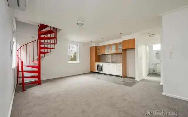 8/15 St Bernards Road, Alphington 0
