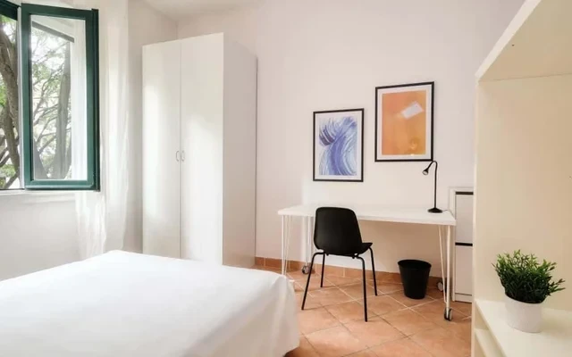 Spazioso e luminoso trilocale a Milano in via Aselli a pochi minuti a piedi da Citta Studi, Politecnico (Sede Leonardo) e UNIMI. 1