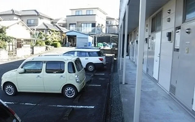 レオパレス曙 2