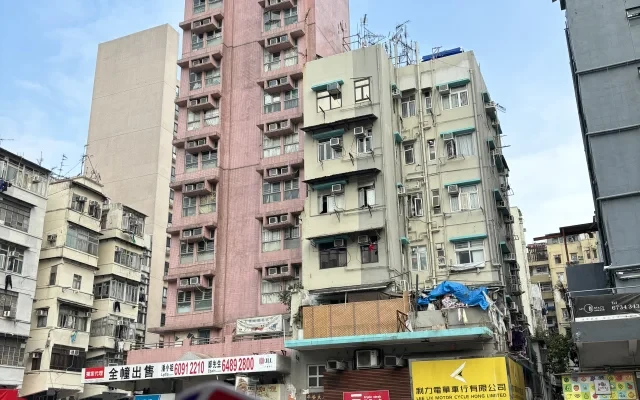 High-quality shared apartment in Ming Fai Building 4