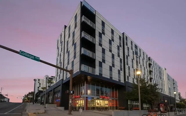 The Rowe Apartments 0