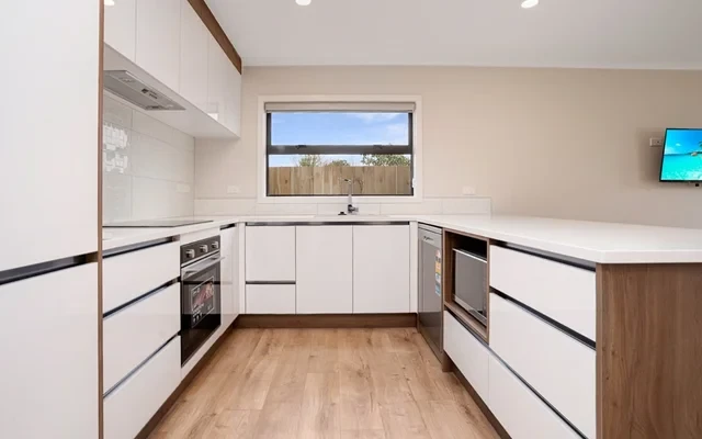 20/2 Yorkshire Rd, Hillcrest 3