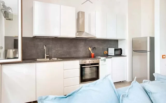 Apartment in Alzaia Naviglio Pavese 1