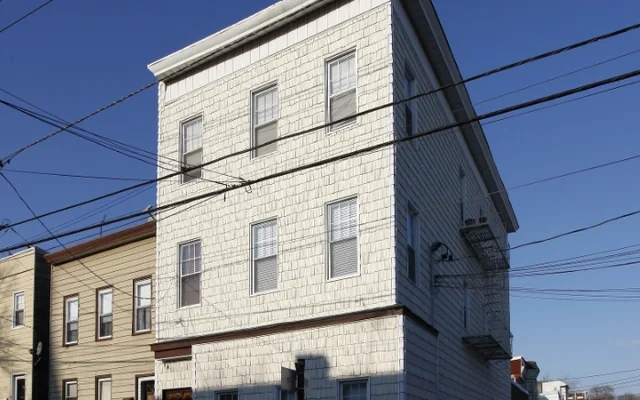 70 South St 0