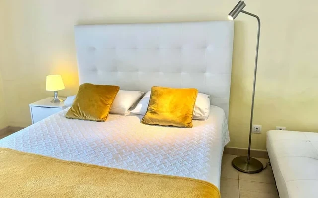 Studio with balcony in Praia da Rocha, Portimao 3