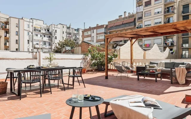 Incahuasi - 3 bedrooms and terrace in Eixample Esquerra 0