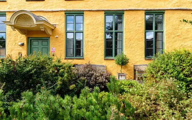 The Manor House 2