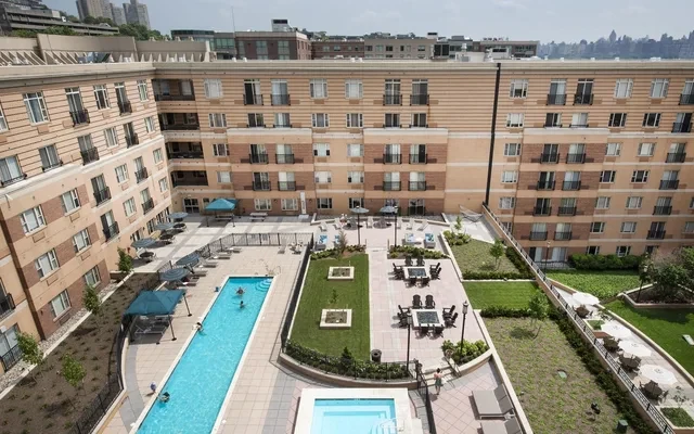 55 Riverwalk Place 2