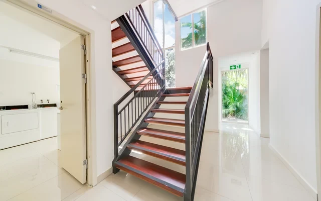 1023 Dandenong Road 2