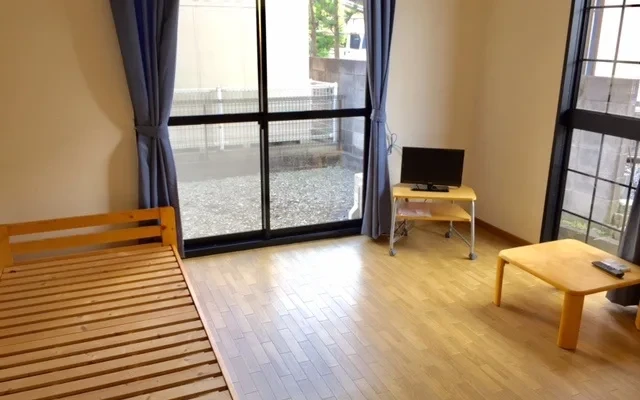 レオパレス峰 103号室 1