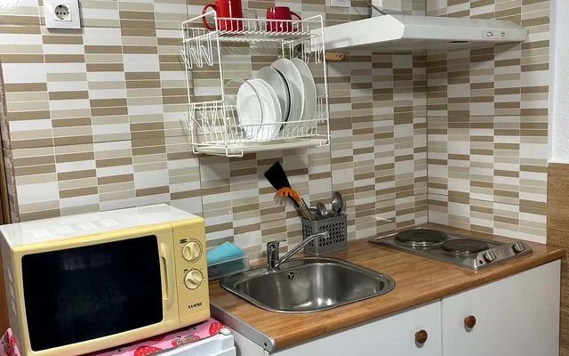 Apartamento de alquiler para una persona amueblado 4