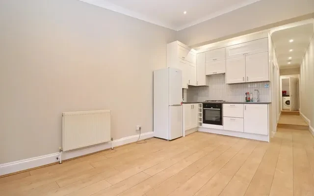 LH-Norbiton Avenue 0