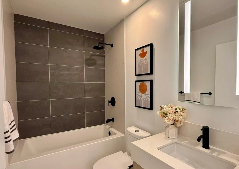 Jac Condos 2