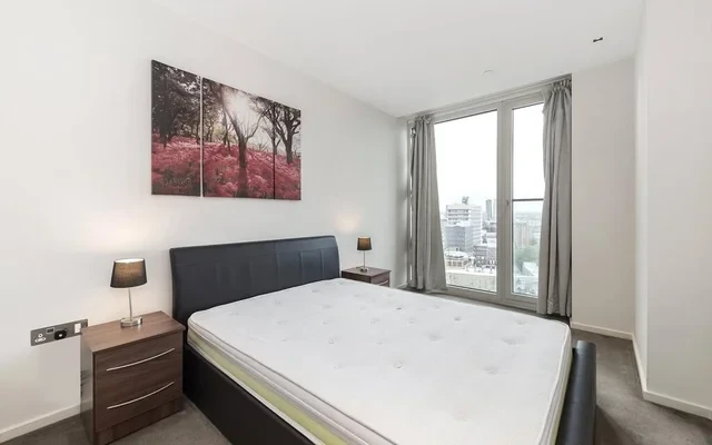 LH-South Bank Tower 4