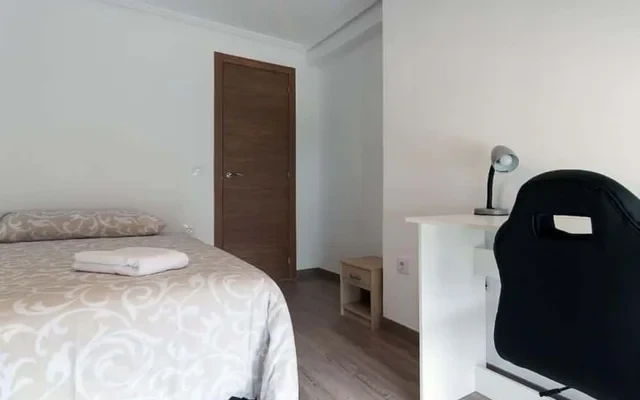 Piso de 4 habitaciones en Benimaclet 2