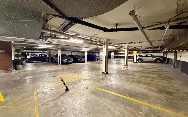 Week Street 29631# 0