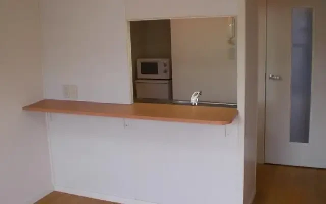 レオパレスサニーハイツ - Hidaka student accommodation - 101号房间(带餐厅/独立厨房)
