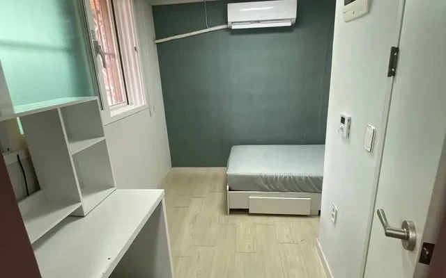 Clean, cost-effective, single room at National Cheng Kung University 3