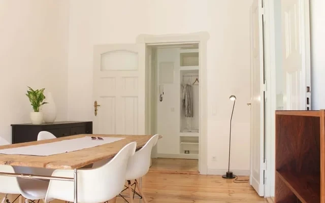 Bella: schoene 3-Zimmer-Wohnung mit Berliner Flucht und Balkon 0