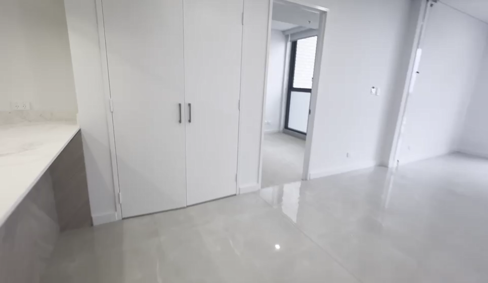 9 Studio Drive