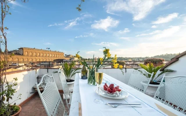 Pitti Luxury Terrace 0