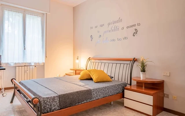 VIA BRONI 19 <br> PRIVATE ROOM S1 4