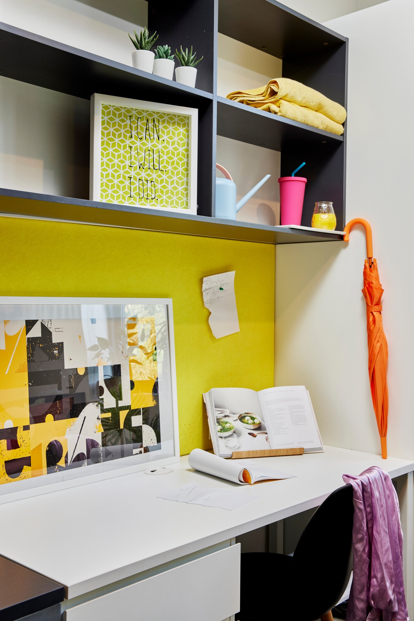 Twin Apartment-King Single Bed with Standard View