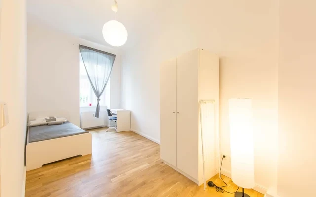 BOXHAGENER STR. 75 - HH EG rechts (Pyur) 1