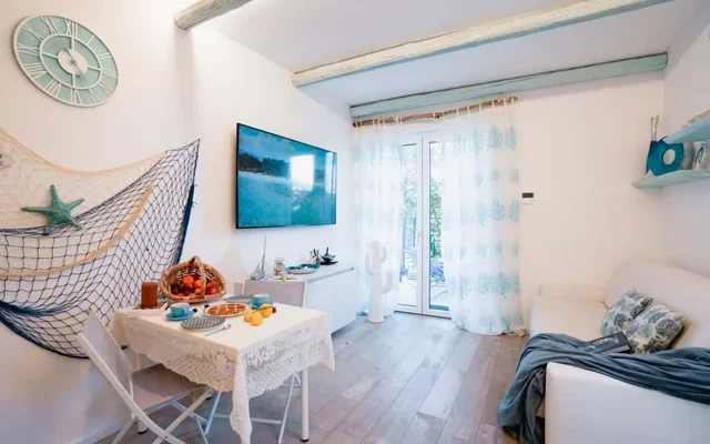 Andora | Beach House 0