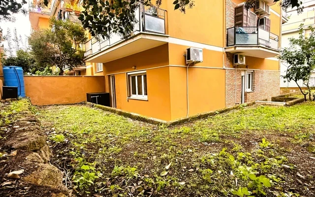 Appartamento in Via Cardinal Salotti con giardino 1